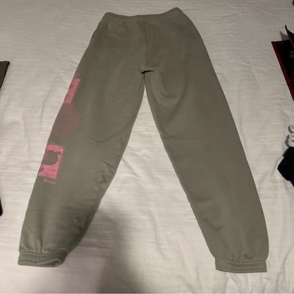 Aritzia, TNA Mega Sweatpants, Size XS, Gently Used - Picture 2 of 3